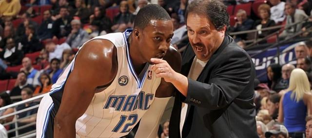 CBA：广东男篮客场险胜浙江（CBA：广东男篮客场惊险力克浙江）