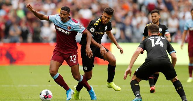 官方：梅西当选迈阿密国际年度MVP，阿尔巴年度最佳防守球员（迈阿密国际官宣：梅西夺年度MVP，阿尔巴当选年度最佳防守球员）