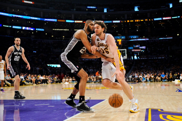 德转统计国家队出场时间前20：C罗、梅西前2，布冯、魔笛上榜（德转发布国家队出场时间TOP20：C罗梅西包揽前二，布冯、魔笛在列）