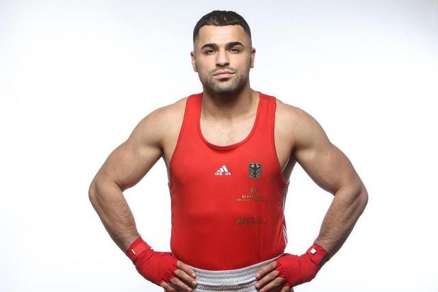 巴拉克：拜仁希望和于帕续约，但他想要加薪需用表现说话（巴拉克：拜仁愿与于帕续约，涨薪得用表现证明）