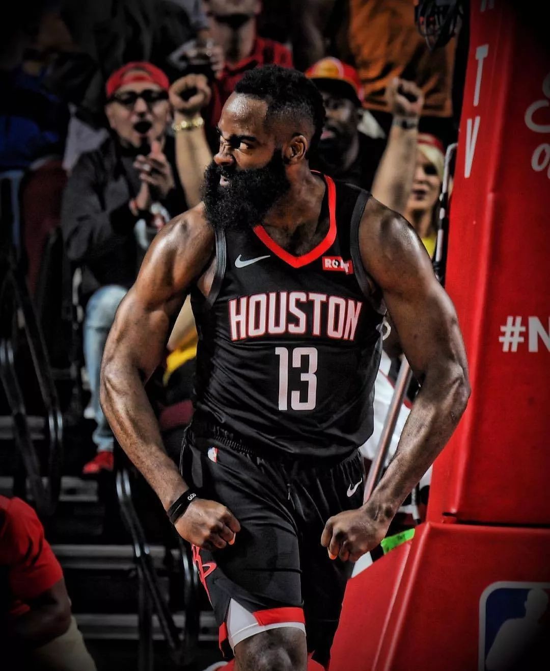 足坛17位亿欧先生分布：英超西甲各7人领跑 意甲...（足坛17位亿欧先生版图：英超、西甲各占7席并列领跑，意甲...）