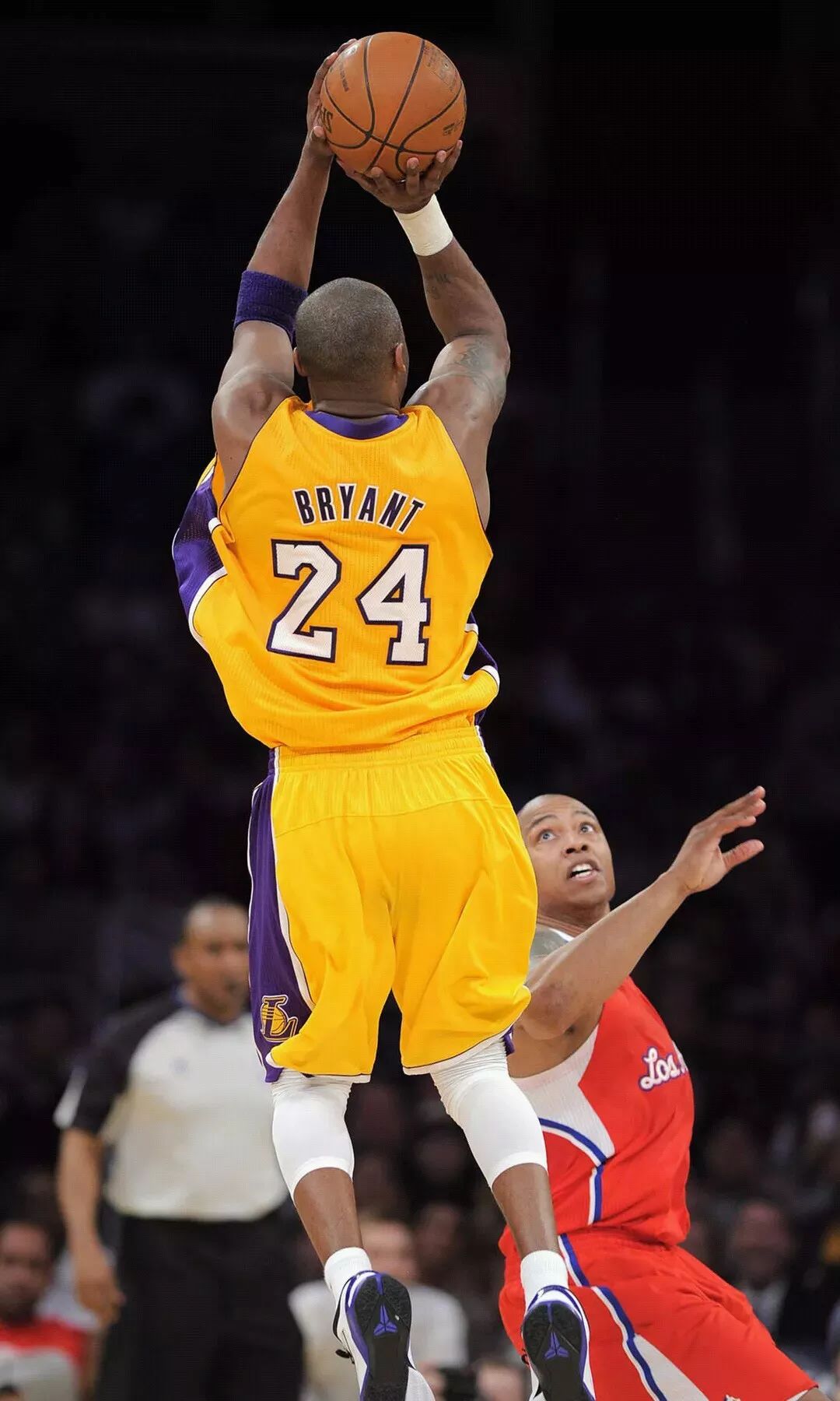 全场集锦：2026男排欧冠 正赛小组赛E组 意大利奇维塔诺瓦3-0法国蒙彼利埃（2026男排欧冠E组小组赛集锦：意大利奇维塔诺瓦3比0完胜法国蒙彼利埃）