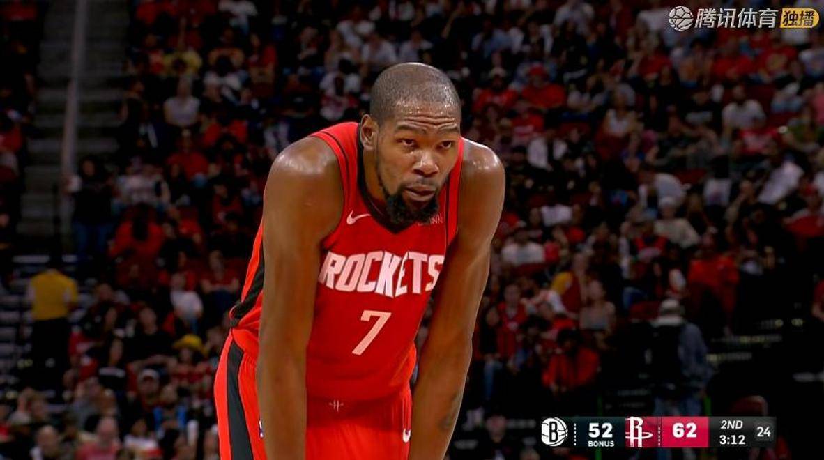 吉达国民总监：伊万-托尼不会在冬窗离开，转会传闻毫无根据（吉达国民总监辟谣：伊万-托尼冬窗留队，转会流言不实）