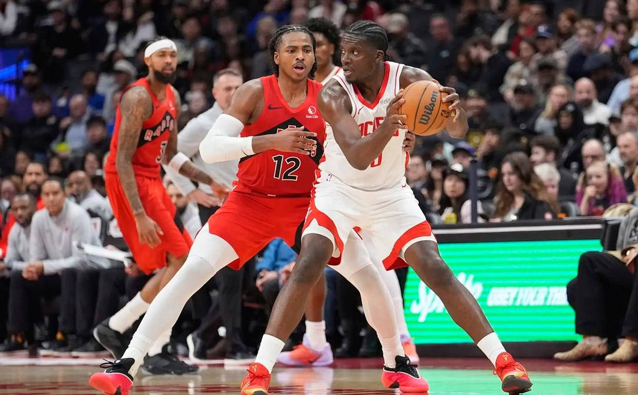 安切洛蒂：皇马到目前为止成绩出色，还能怎么要求阿隆索呢？（安切洛蒂：皇马至今表现出众，还能对阿隆索有何苛求？）