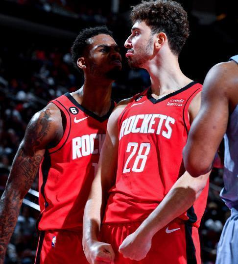 马竞球员身价：仅巴勃罗、朱利亚诺上涨，格列兹曼等多人下跌（马竞队内身价变动：唯巴勃罗、朱利亚诺上调，格列兹曼领衔多将下滑）