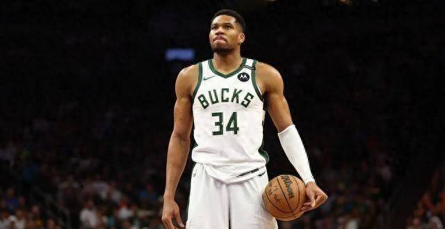 火箭首节35-29领先快船（首节战罢火箭以35比29暂领先快船）