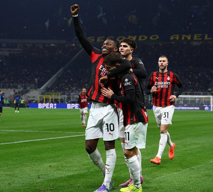 东体：莱昂纳多正进行恢复训练，加布里埃尔也尚未参加合练（东体：莱昂纳多处于康复期训练，加布里埃尔暂未回归合练）