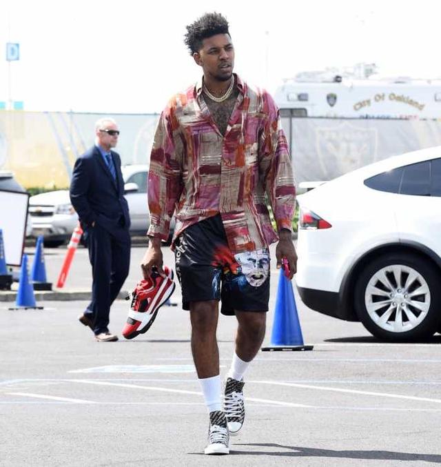 法尔克：拜仁对于帕续约越来越有信心，金钱并非关键因素（法尔克：拜仁续约帕信心与日俱增，金钱并非决定性因素）