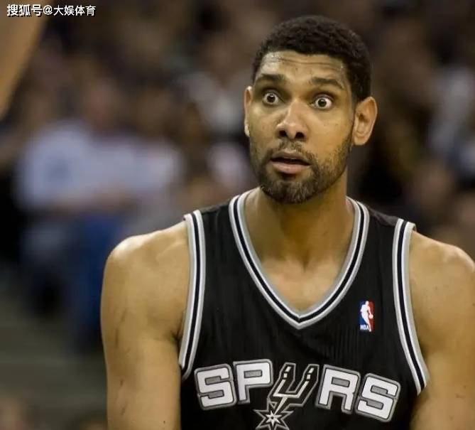 曼晚：多古和达洛特撑不起来曼联左路，俱乐部冬窗可能有动作（曼晚：多古与达洛特难担曼联左路重任，俱乐部冬窗或将出手）