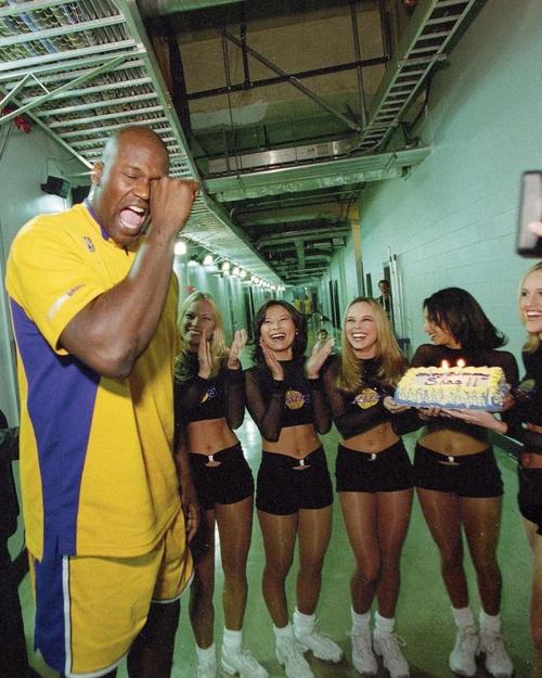 尴尬！特雷·杨本次复出4场比赛，老鹰0胜4负（特雷·杨复出四战全败，老鹰遭遇四连败）