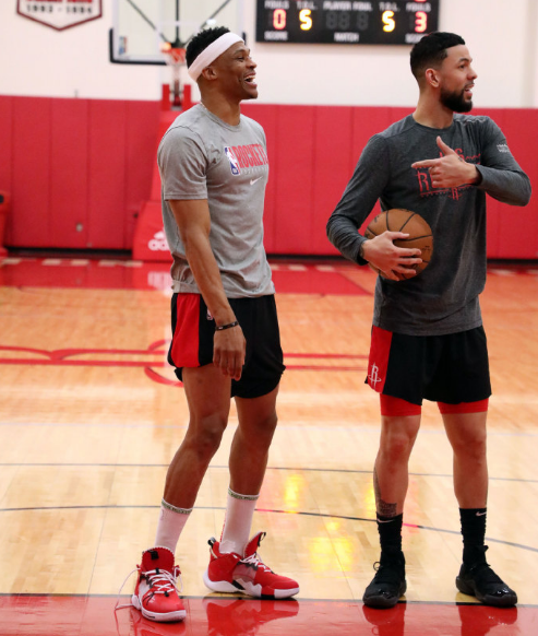 在休斯顿感受如何？杜兰特母亲：他太喜欢这里了，一切都很棒（杜兰特母亲谈休斯顿生活：他已爱上这座城市，一切顺利）